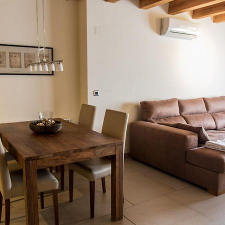 Plaza Apartamentos Binéfar 外观 照片