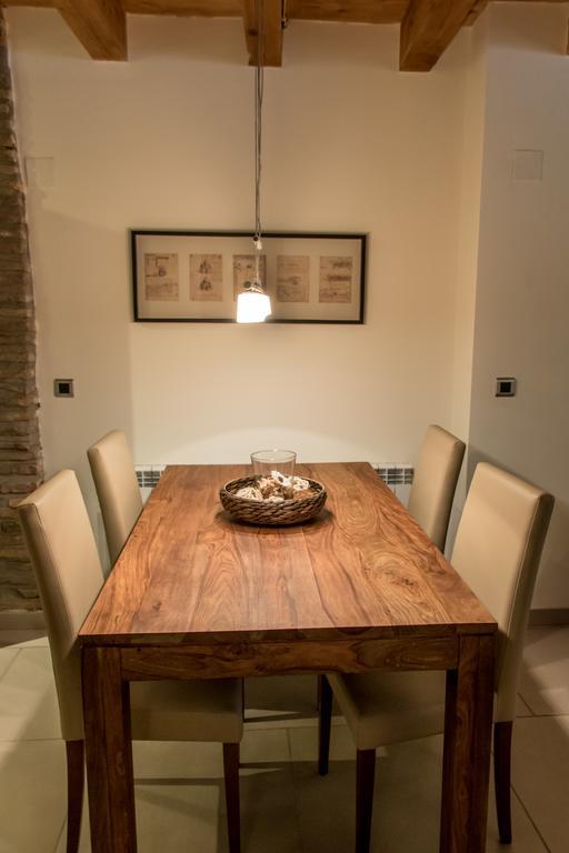 Plaza Apartamentos Binéfar 外观 照片